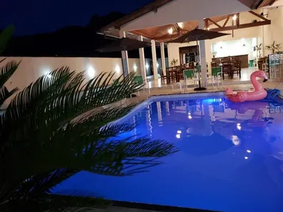 Hotel / Motel / Pousada com 12 Quartos à venda, 1870m² no Caneca Fina, Guapimirim