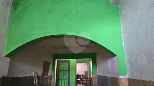 Loja / Salão / Ponto Comercial à venda, 250m² no Centro, Atibaia