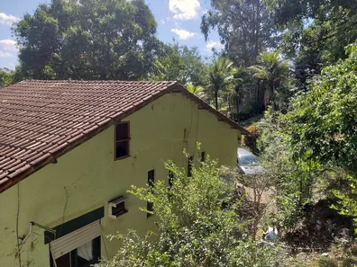 Fazenda / Sítio / Chácara com 2 Quartos à venda, 2721m² no Granja dos Cavaleiros, Macaé