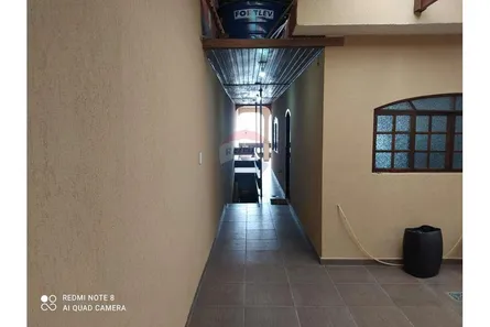 Sobrado com 2 Quartos para alugar, 220m² no Vila Flórida, Mauá