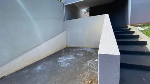 Casa com 3 Quartos para alugar, 80m² no Jardim Presidente, Londrina