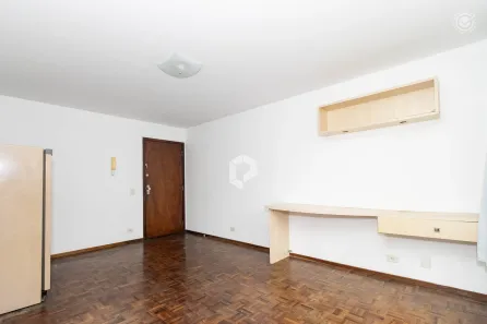 Apartamento com 2 Quartos à venda, 65m² no Centro, Curitiba