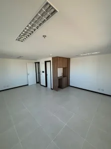 Loja / Salão / Ponto Comercial à venda, 32m² no Parque Jardim Europa, Bauru