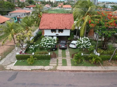 Sobrado com 4 Quartos para alugar, 250m² no Centro, Salinópolis