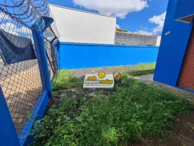 Galpão / Depósito / Armazém à venda, 65m² no Conjunto Costa Telles I, Uberaba