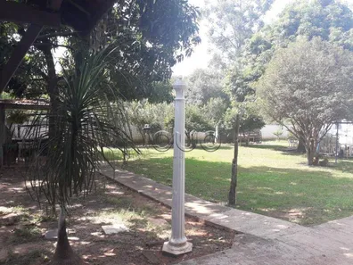 Fazenda / Sítio / Chácara com 3 Quartos à venda, 160m² no Jardim Estoril, Piracicaba