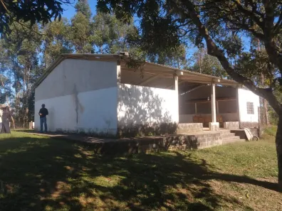 Fazenda / Sítio / Chácara com 2 Quartos à venda, 22000m² no , Nazaré Paulista