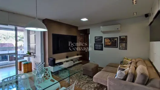 Apartamento com 2 Quartos para alugar, 65m² no Zona 07, Maringá