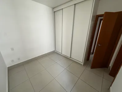 Apartamento com 3 Quartos para alugar, 114m² no Vila Edmundo, Taubaté