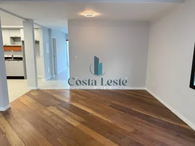 Casa com 4 Quartos para alugar, 230m² no Itacorubi, Florianópolis