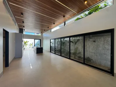 Casa de Condomínio com 3 Quartos à venda, 196m² no Jardins Nápoles, Senador Canedo