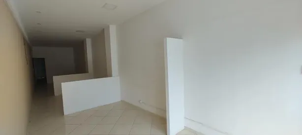 Loja / Salão / Ponto Comercial à venda, 51m² no Aterrado, Volta Redonda