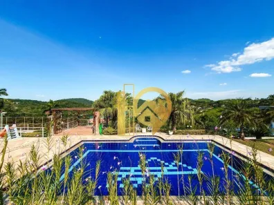 Fazenda / Sítio / Chácara com 4 Quartos à venda, 266m² no Chácaras Condomínio Recanto Pássaros II, Jacareí