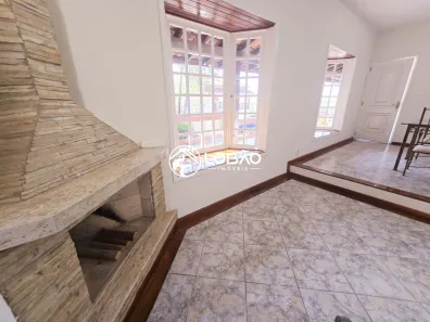 Casa de Condomínio com 3 Quartos para alugar, 250m² no Mirante das Agulhas, Resende