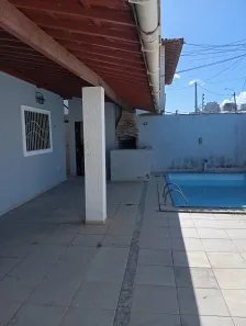 Casa com 3 Quartos para alugar, 250m² no Parque do Jiqui, Parnamirim