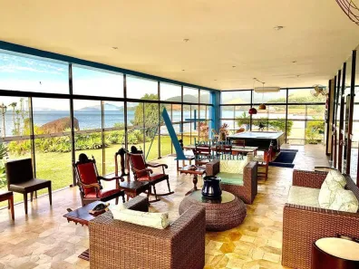 Hotel / Motel / Pousada com 21 Quartos à venda, 1270m² no , Mangaratiba
