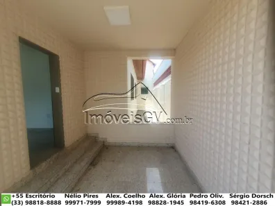 Casa com 3 Quartos para alugar, 360m² no Ilha dos Araújos, Governador Valadares