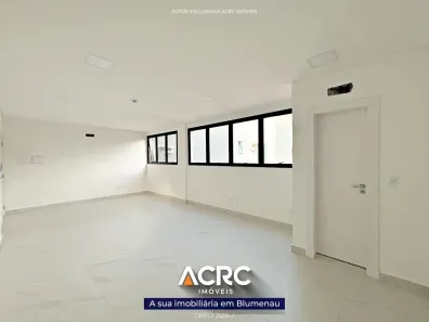 Conjunto Comercial / Sala para alugar, 38m² no Velha, Blumenau