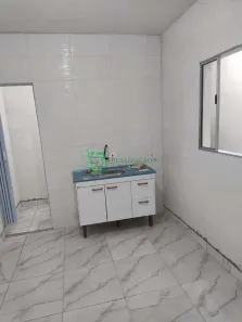 Kitnet com 1 Quarto à venda, 40m² no Balneario Regina Maria, Mongaguá