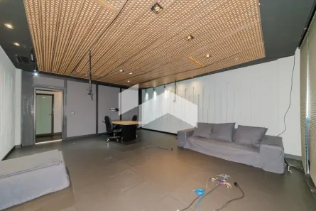 Conjunto Comercial / Sala para alugar, 57m² no Centro, Curitiba