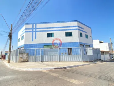 Prédio Inteiro com 2 Quartos à venda, 400m² no Samambaia Sul, Brasília
