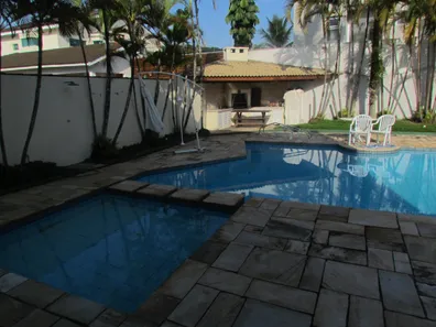 Casa de Condomínio com 4 Quartos para alugar, 300m² no Jardim Acapulco, Guarujá