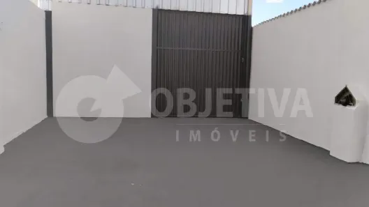 Galpão / Depósito / Armazém à venda, 74m² no Osvaldo Rezende, Uberlândia