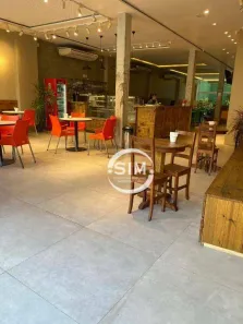 Loja / Salão / Ponto Comercial à venda, 235m² no Centro, Cabo Frio