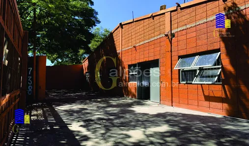 Galpão / Depósito / Armazém para alugar, 595m² no Jardim Marilu, Carapicuíba