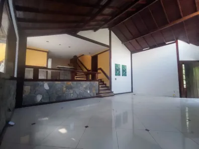 Casa de Condomínio com 4 Quartos para alugar, 600m² no Jacarepaguá, Rio de Janeiro