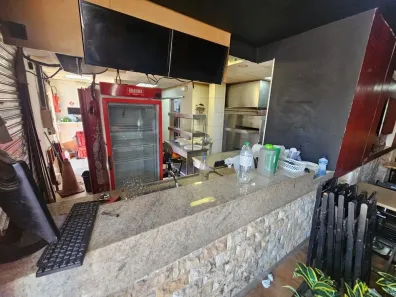 Loja / Salão / Ponto Comercial para alugar, 150m² no Centro, Mesquita