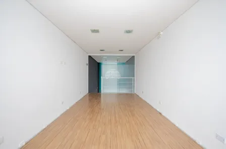 Loja / Salão / Ponto Comercial à venda, 58m² no Boa Vista, Curitiba