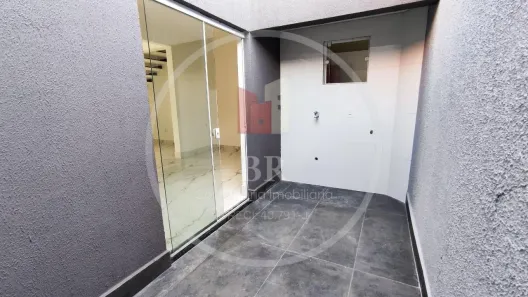 Sobrado com 2 Quartos à venda, 110m² no Jardim Boer I, Americana