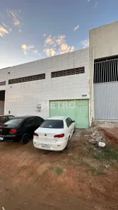Galpão / Depósito / Armazém com 1 Quarto à venda, 680m² no Jardim Maravilha, Petrolina