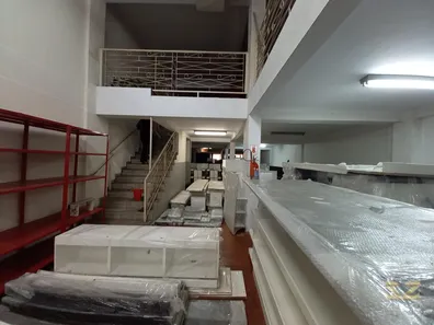 Conjunto Comercial / Sala para alugar, 640m² no Centro, Foz do Iguaçu
