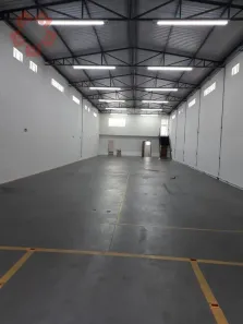 Galpão / Depósito / Armazém para alugar, 500m² no km 18, Osasco