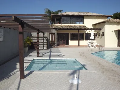 Casa de Condomínio com 2 Quartos para alugar, 75m² no Porto Belo, Armação dos Búzios