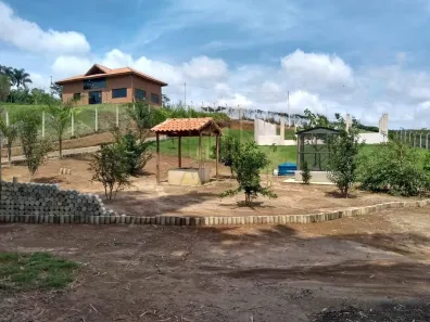 Fazenda / Sítio / Chácara com 1 Quarto à venda, 3500m² no Chácara Marambaia, Caçapava