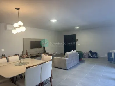 Casa de Condomínio com 3 Quartos à venda, 1020m² no , Santo Antônio do Pinhal