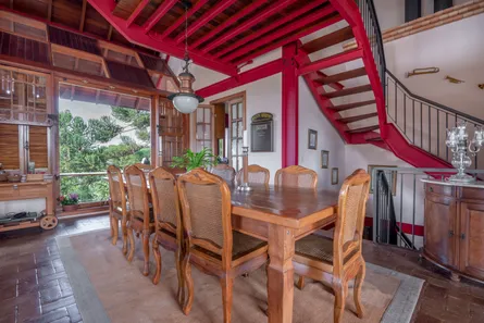 Casa de Condomínio com 3 Quartos à venda, 447m² no Califórnia, Campos do Jordão