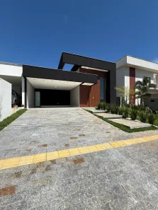 Casa de Condomínio com 3 Quartos à venda, 192m² no Residencial Condomínio Jardim Veneza, Senador Canedo