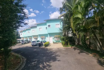 Casa de Condomínio com 3 Quartos para alugar, 113m² no Jardim Tupanci, Barueri