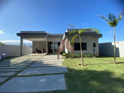 Fazenda / Sítio / Chácara com 4 Quartos à venda, 300m² no , Igaratá