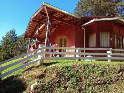Casa de Condomínio com 3 Quartos à venda, 1327m² no , Campos do Jordão