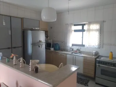 Fazenda / Sítio / Chácara com 4 Quartos à venda, 1180m² no , Mairinque
