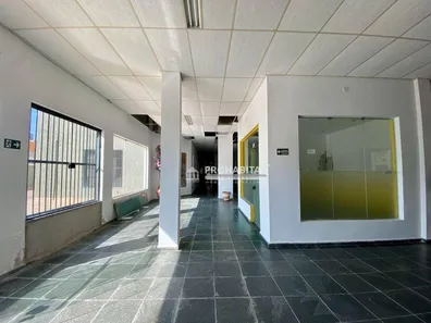 Prédio Inteiro à venda, 3172m² no Enseada, Guarujá