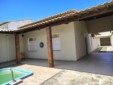 Casa com 3 Quartos para alugar, 180m² no , Estância