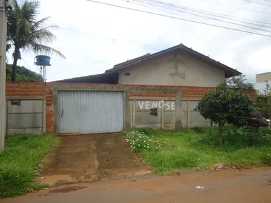 Sobrado com 2 Quartos à venda, 139m² no Jardim Regina, Goianira