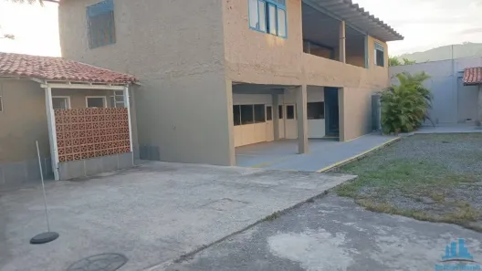 Galpão / Depósito / Armazém para alugar, 360m² no Piratininga, Niterói