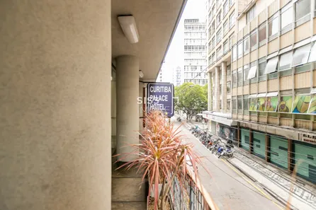 Prédio Inteiro com 71 Quartos à venda, 3608m² no Centro, Curitiba
